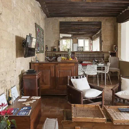 Sully Saint Paul Apartment Paris